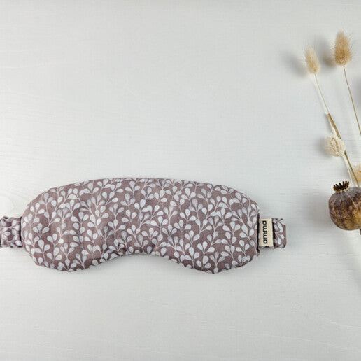 Masque thérapeutique pour les yeux à la lavande